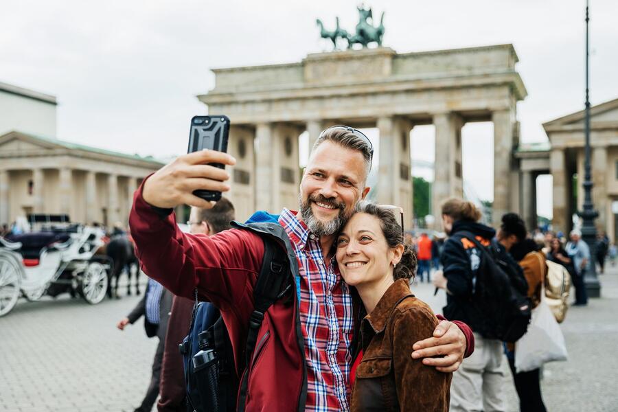 par tar selfie i utlandet